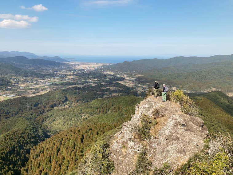 磯間岳